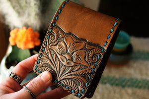 Custom wallet for Lydia