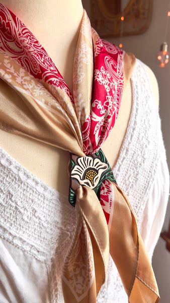 Scarf Slider
