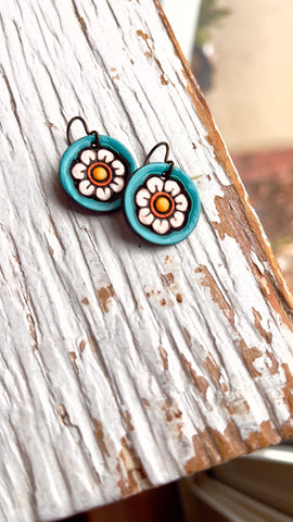 Petite Daisy Earrings