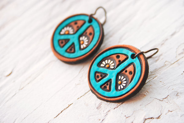 Mini Peace Symbol and Daisies