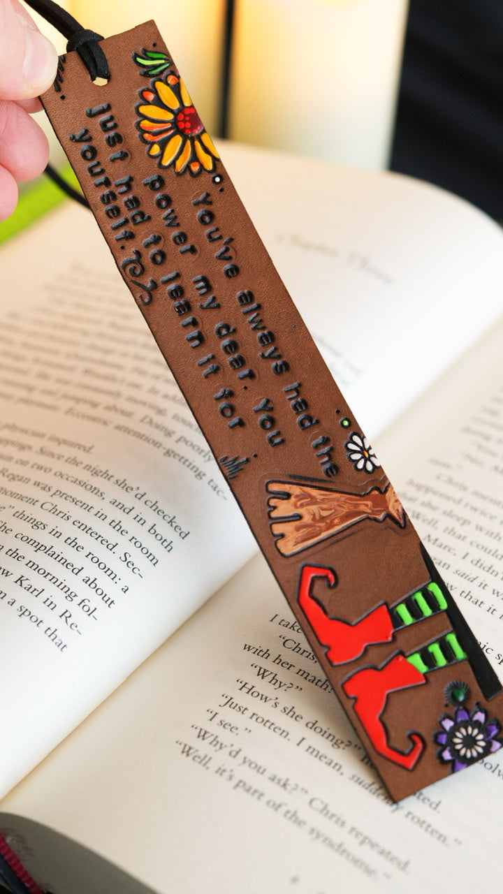 Preorder - The Glinda Bookmark