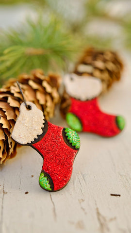 Green-Toed Sparkly Red Stocking Earrings